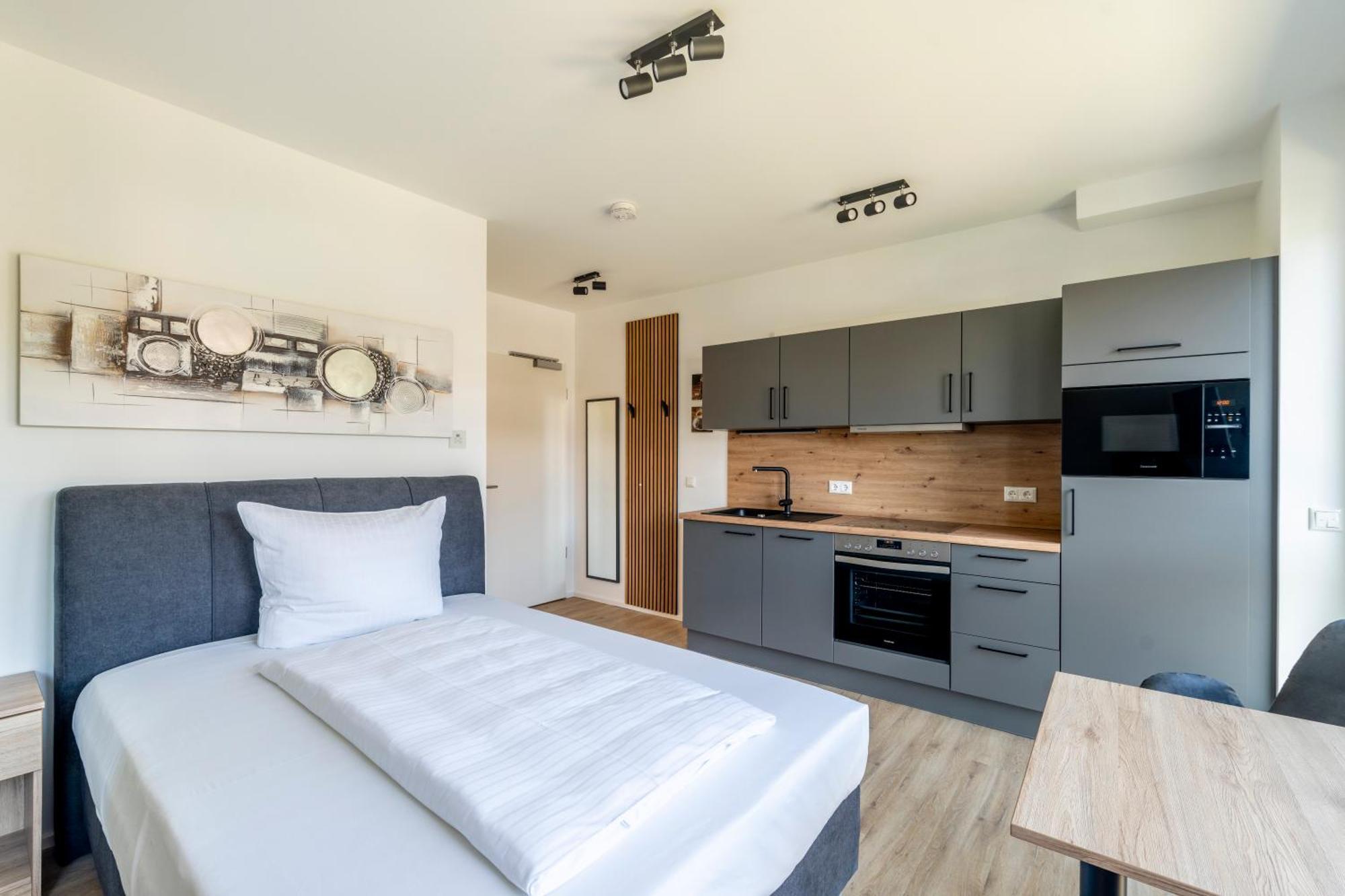 Vr-Serviced Apartments Wuerzburg Estenfeld Buitenkant foto