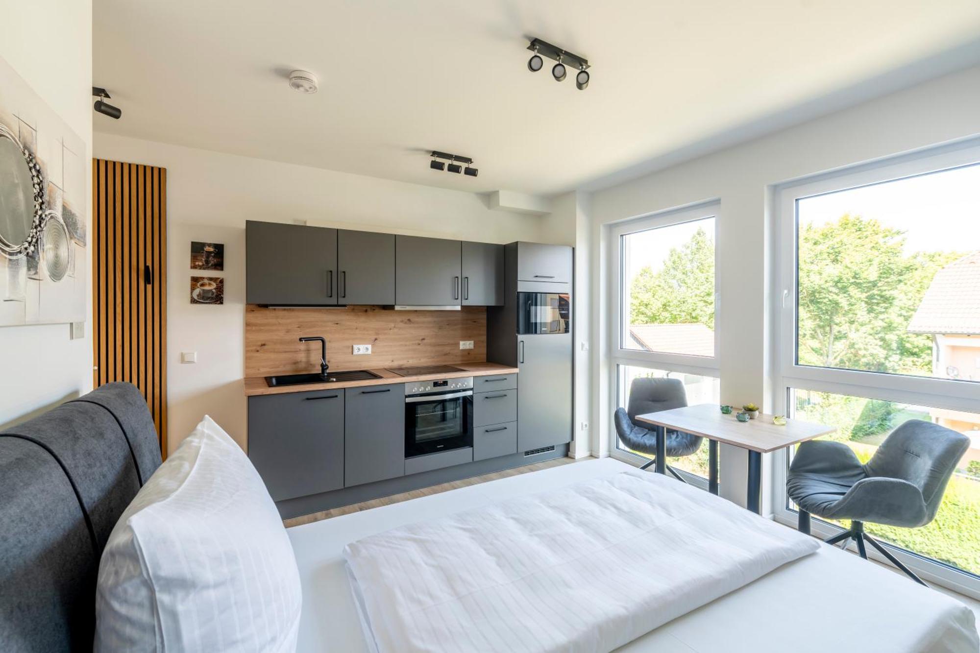 Vr-Serviced Apartments Wuerzburg Estenfeld Buitenkant foto