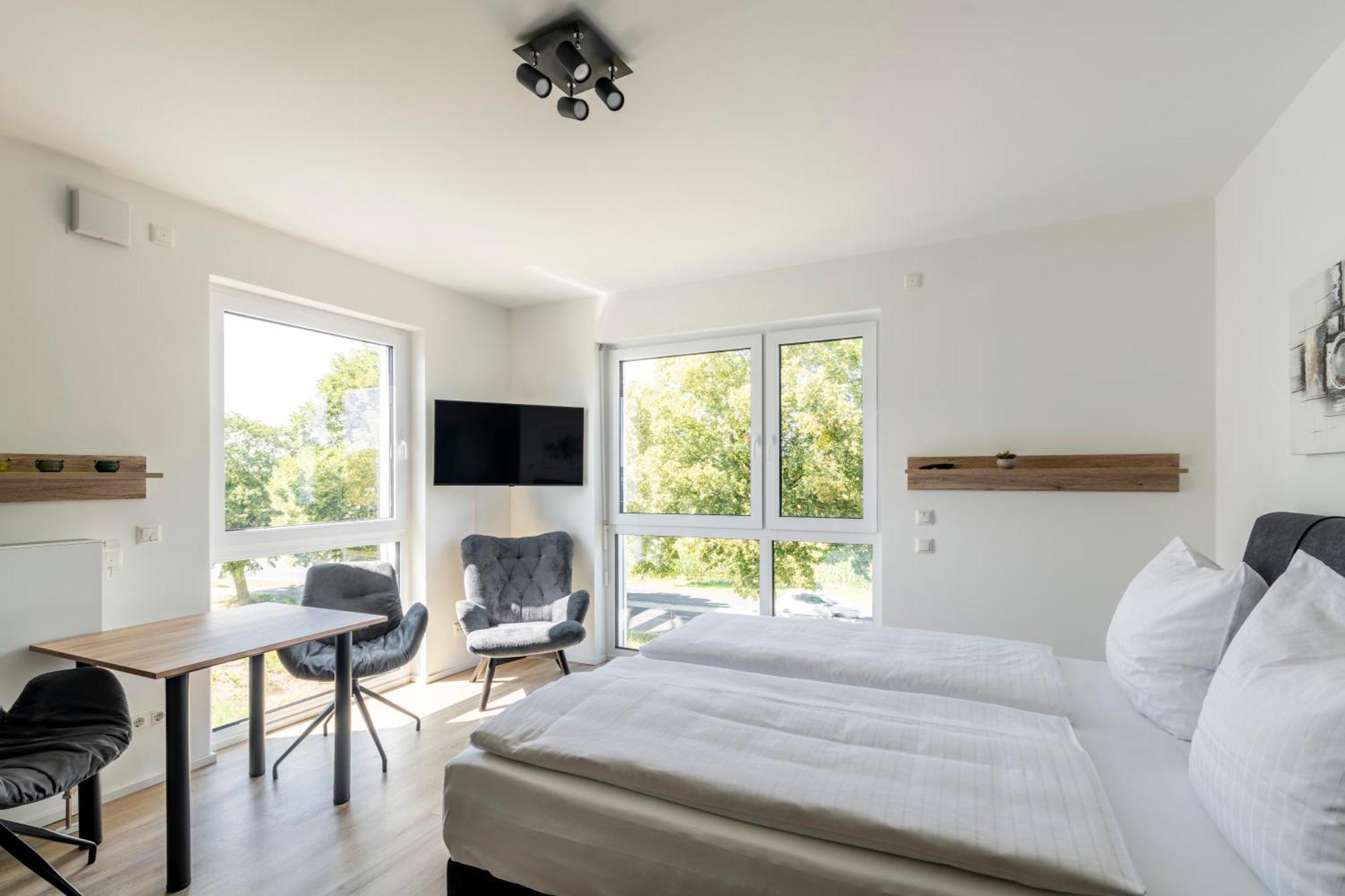 Vr-Serviced Apartments Wuerzburg Estenfeld Buitenkant foto