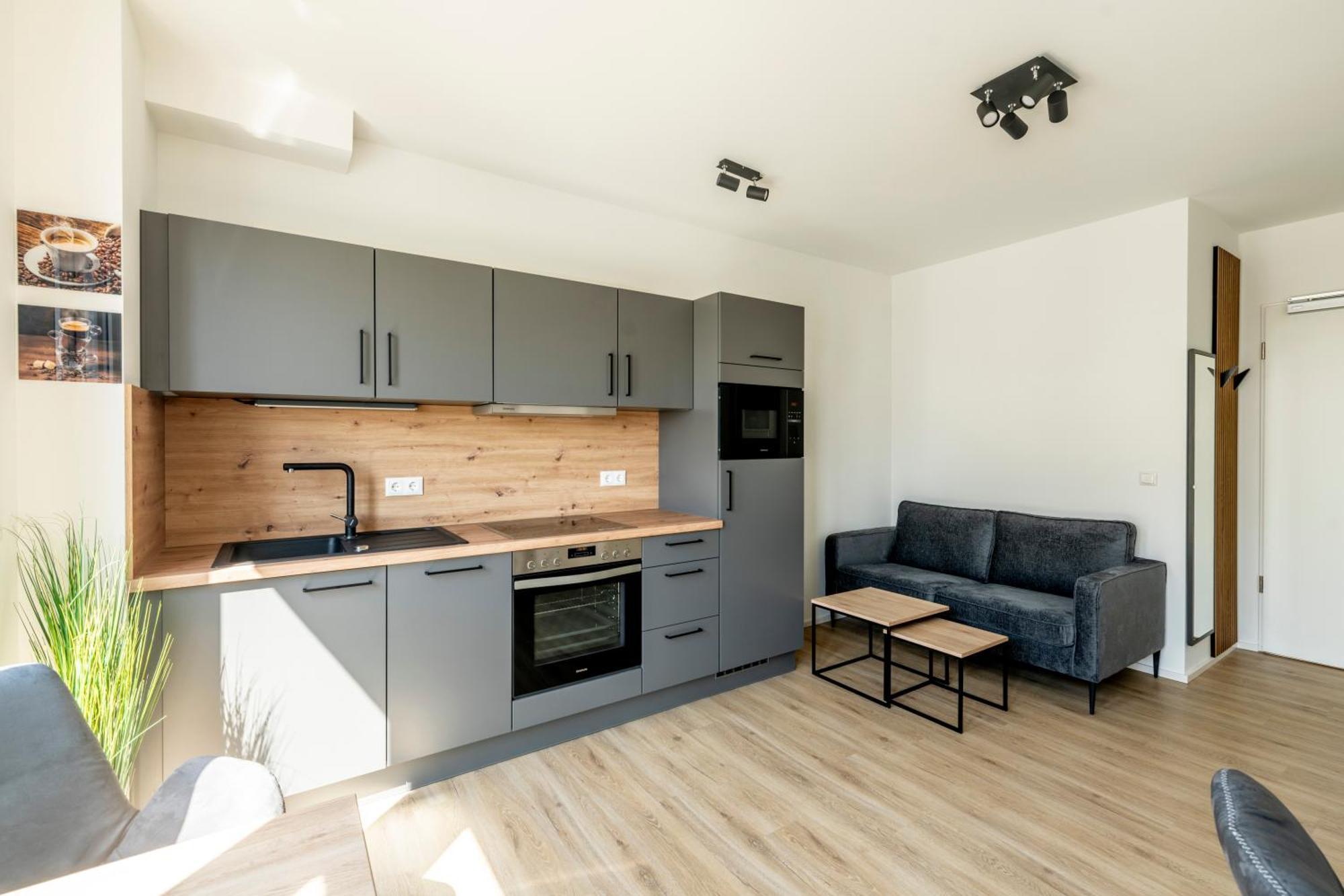 Vr-Serviced Apartments Wuerzburg Estenfeld Buitenkant foto